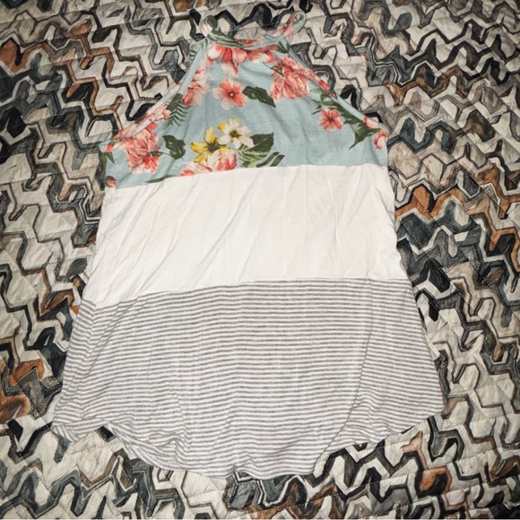 Various Name Brand Tank Top Collection of 7 Woman’s size sm/med - Picture 14 of 14